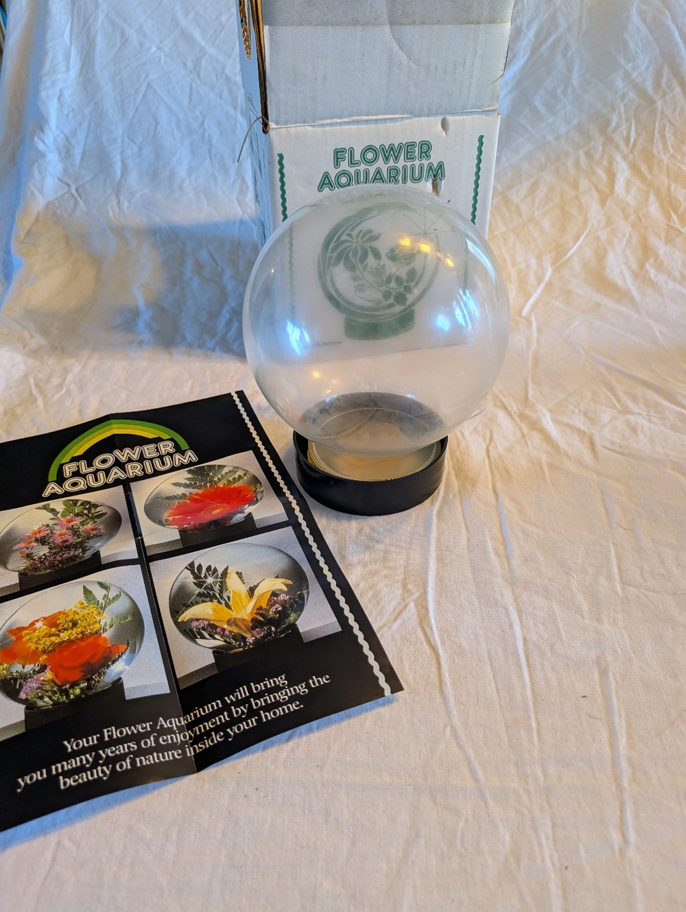 2/40$ Vintage Clear Globe Vase with Black Base